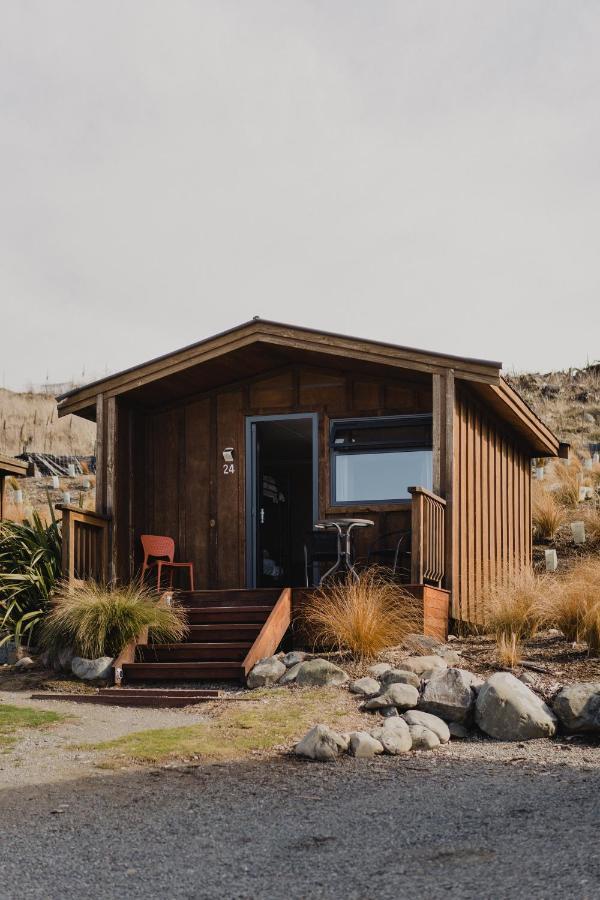 Lakes Edge Holiday Park Lake Tekapo Bagian luar foto